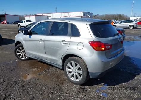 2013 Mitsubishi Outlander Sport Es z USA, uszkodzony, nr VIN 4A4AP3AU1DE014221